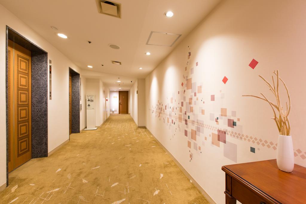 Osaka Tokyu REI Hotel Bagian luar foto